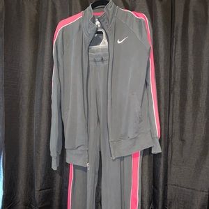 Nike sweatsuit